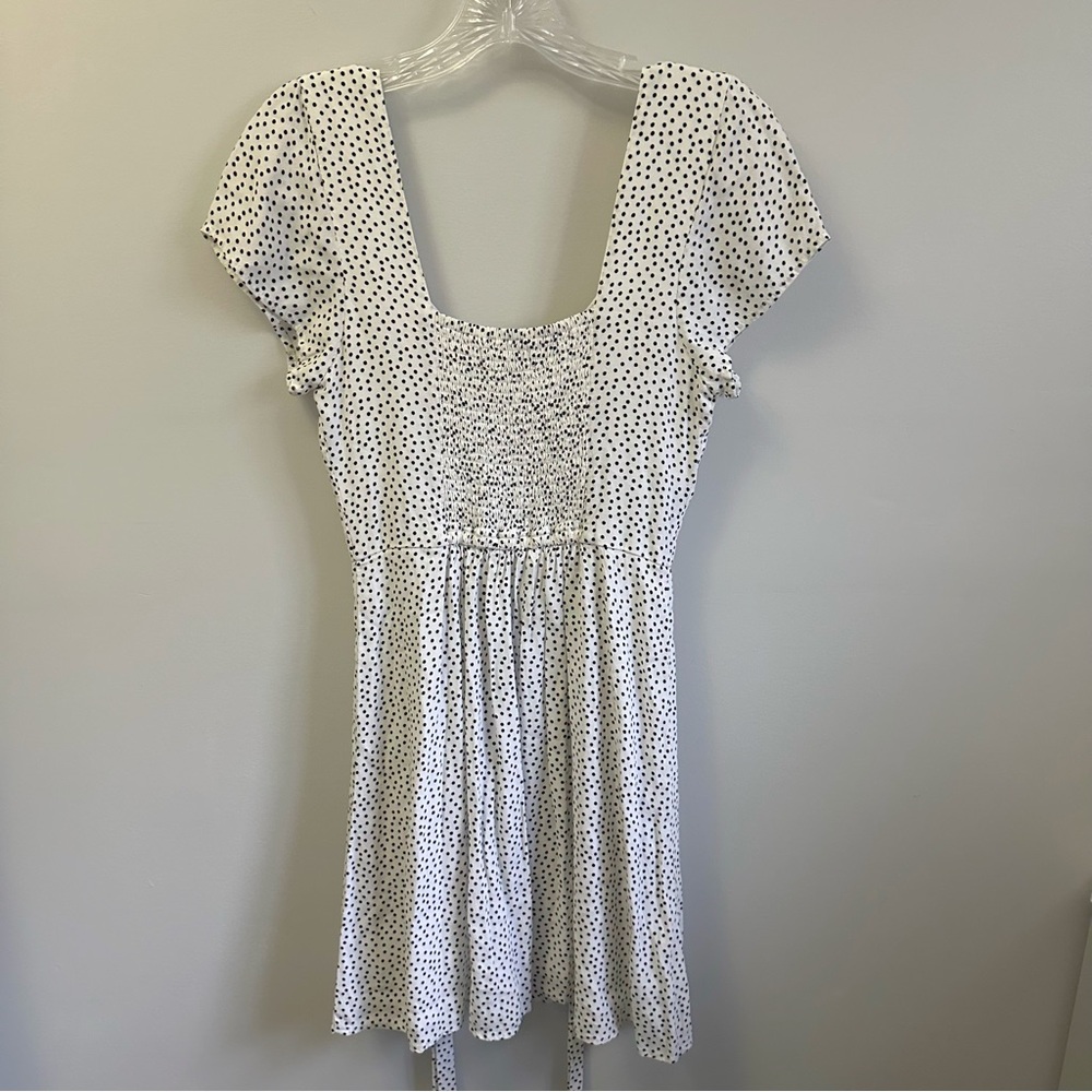 Abercrombie & Fitch Cinched Wrap Dress White Black Polka Dots, V-Neck, Size XS - Picture 10 of 15